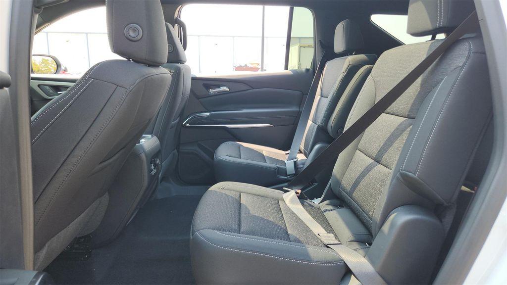 new 2026 Chevrolet Traverse car, priced at $43,000
