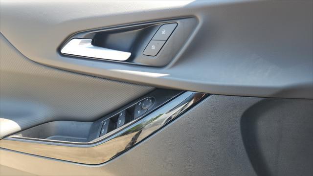 new 2026 Chevrolet Equinox car, priced at $28,000