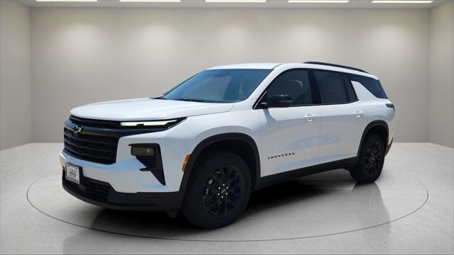 new 2025 Chevrolet Traverse car, priced at $43,500