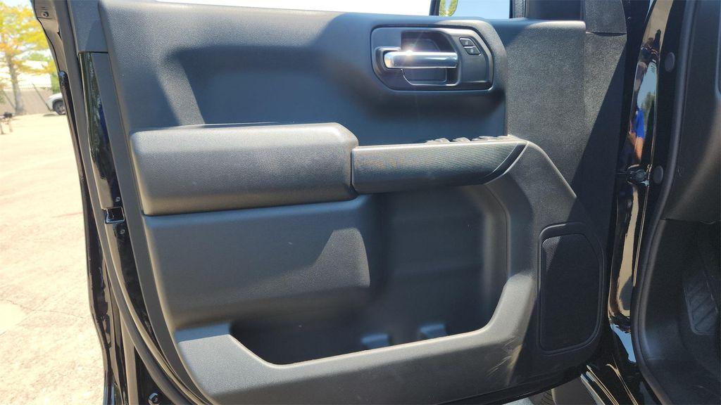 new 2026 Chevrolet Silverado 1500 car, priced at $39,000