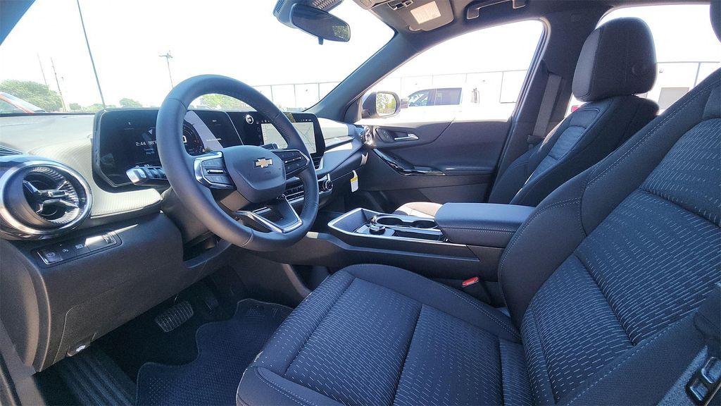 new 2026 Chevrolet Equinox car, priced at $26,000