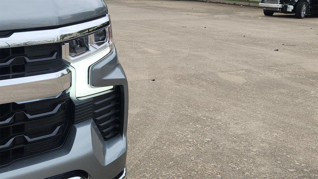 new 2025 Chevrolet Silverado 1500 car, priced at $42,000