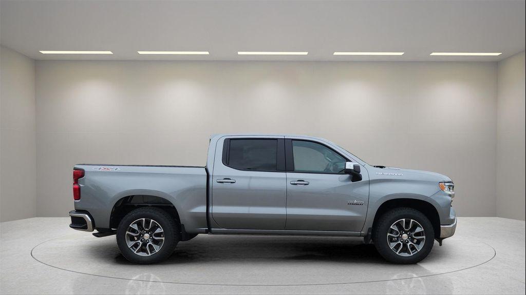 new 2025 Chevrolet Silverado 1500 car, priced at $42,000
