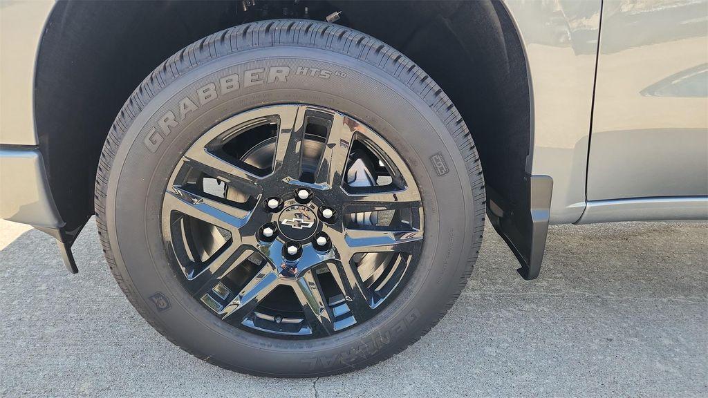 new 2026 Chevrolet Silverado 1500 car, priced at $35,500
