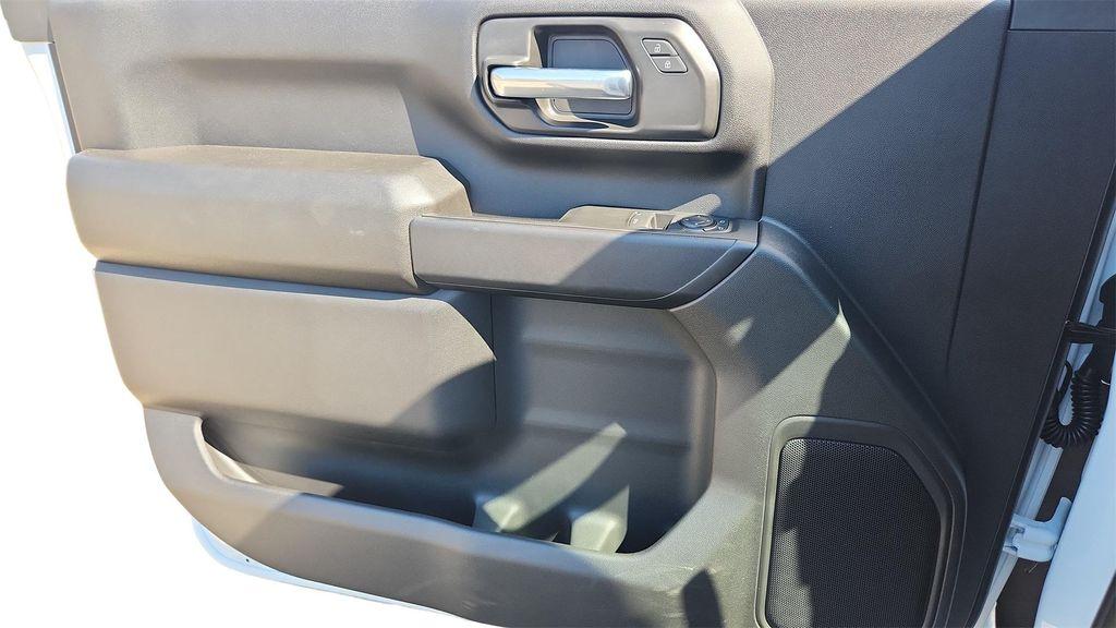 new 2026 Chevrolet Silverado 2500 car, priced at $53,500