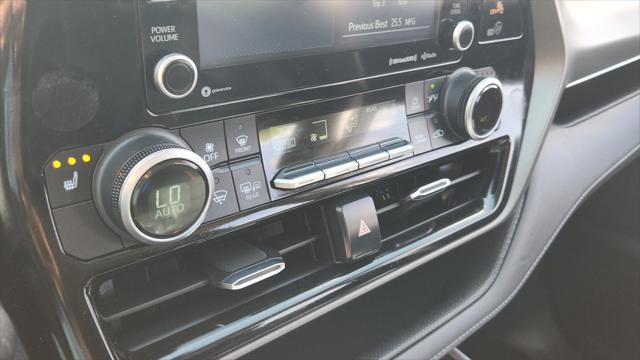 used 2022 Toyota Highlander car, priced at $30,000