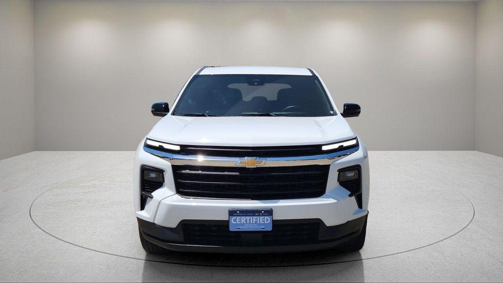 used 2024 Chevrolet Traverse car, priced at $35,000