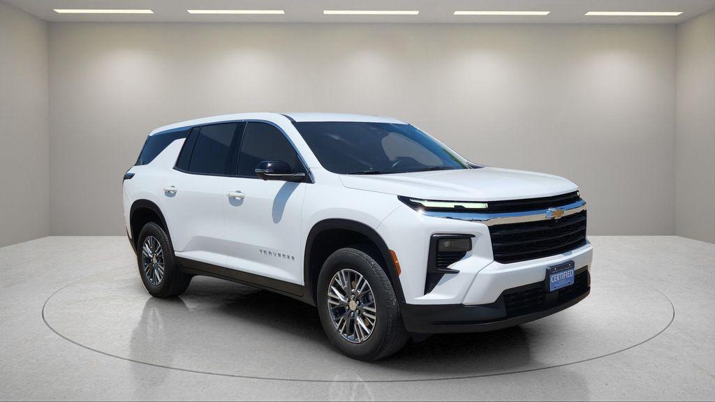 used 2024 Chevrolet Traverse car, priced at $35,000
