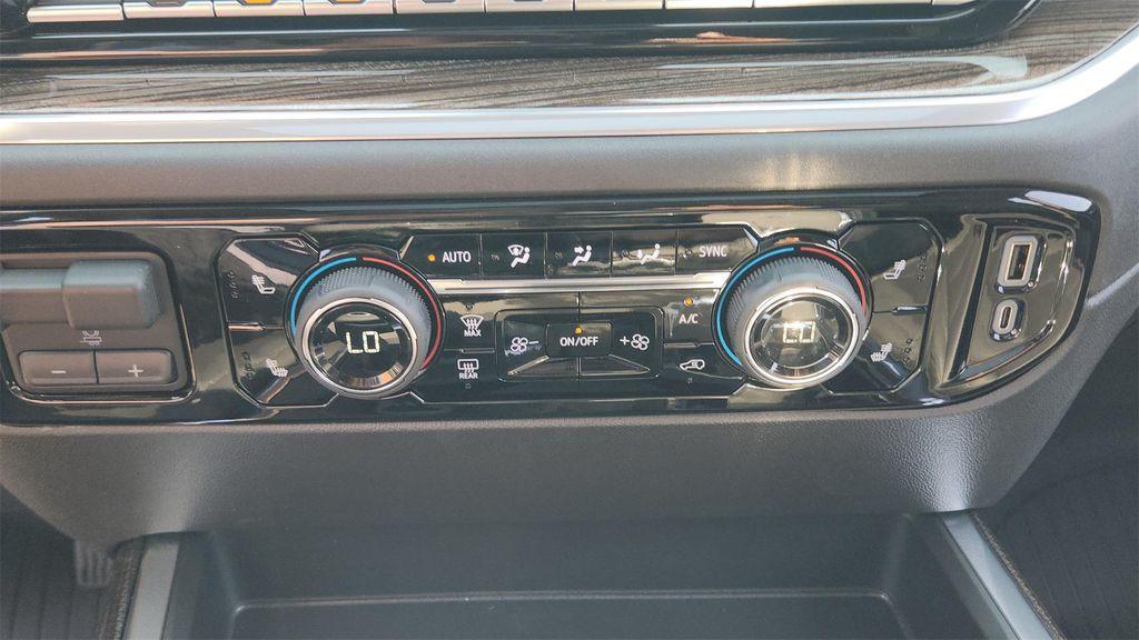 new 2025 Chevrolet Silverado 1500 car, priced at $61,500