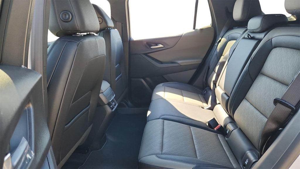 new 2026 Chevrolet Equinox car, priced at $30,000