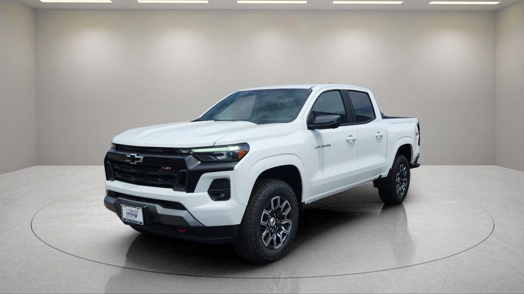 new 2025 Chevrolet Colorado car, priced at $41,500