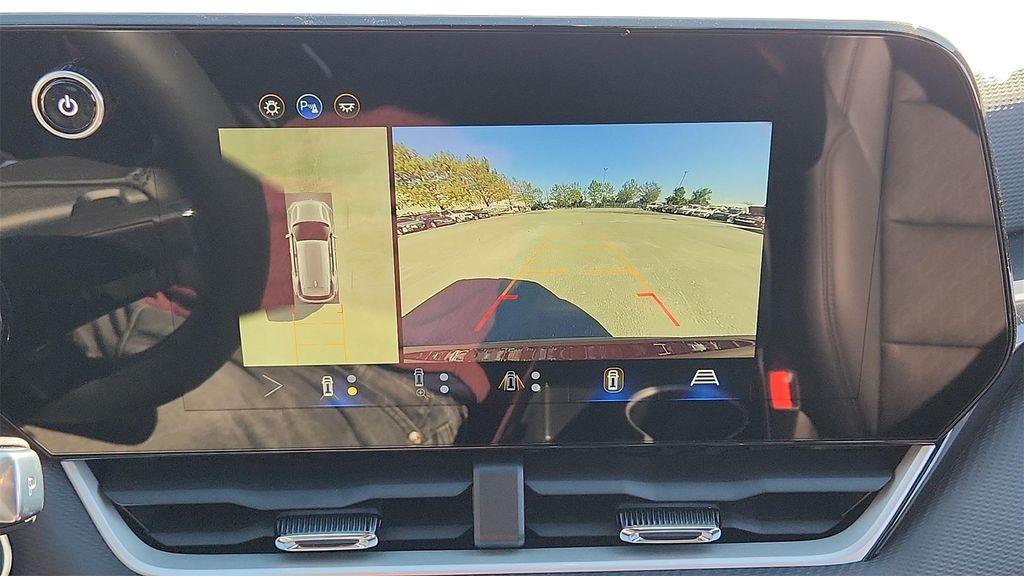 new 2026 Chevrolet Equinox car, priced at $29,985