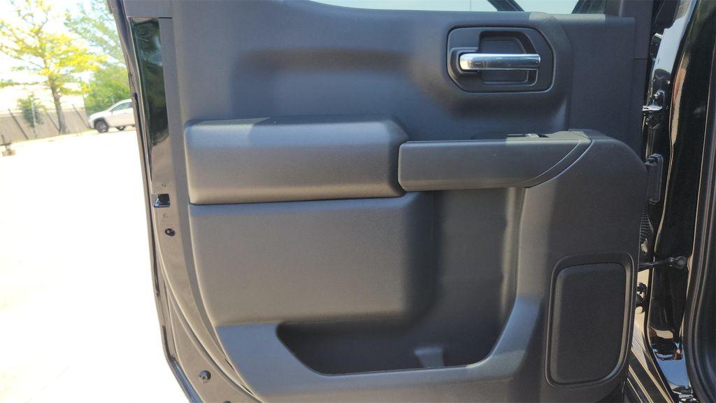 new 2025 Chevrolet Silverado 1500 car, priced at $45,500