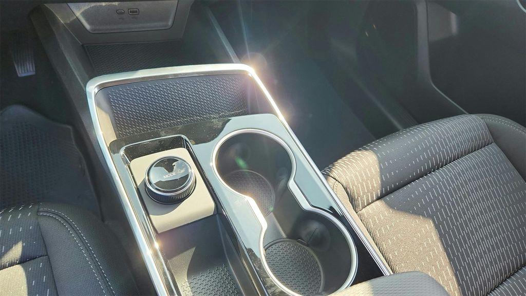 new 2026 Chevrolet Equinox car, priced at $28,000