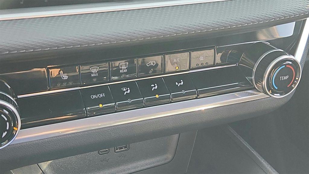 new 2026 Chevrolet Equinox car, priced at $28,000