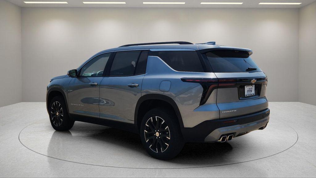 new 2026 Chevrolet Traverse car, priced at $43,000