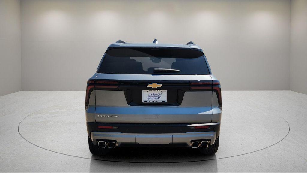 new 2026 Chevrolet Traverse car, priced at $43,000