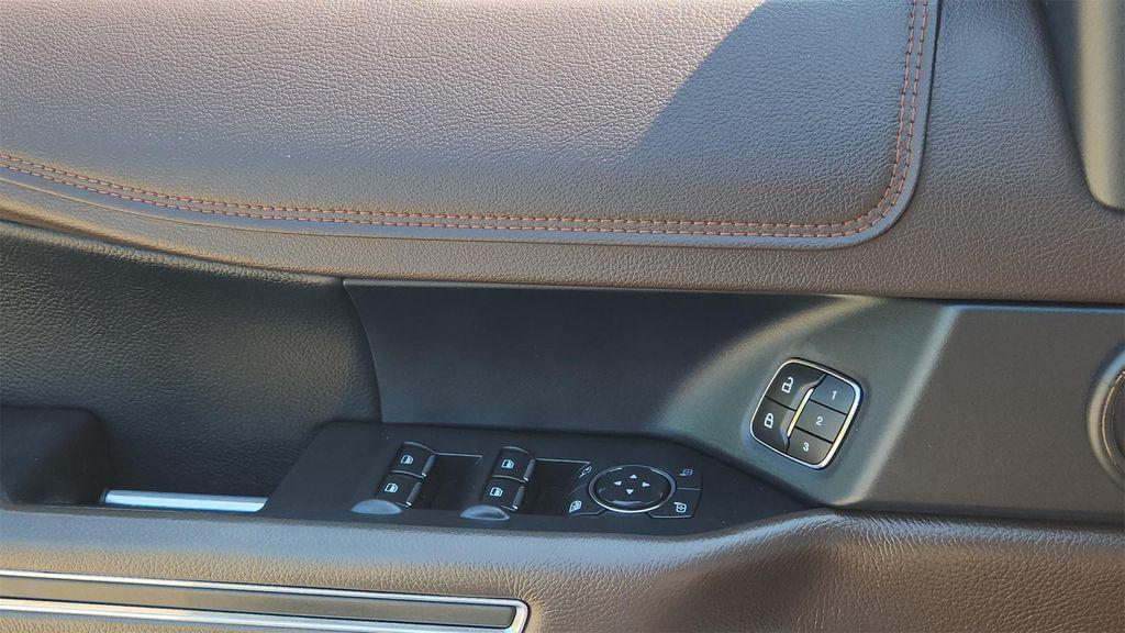 used 2020 Ford Expedition car, priced at $34,500