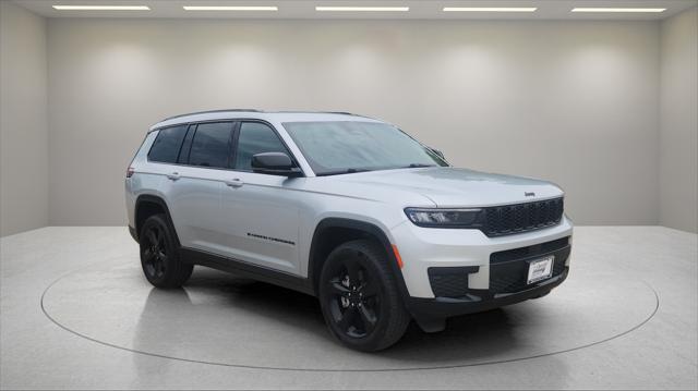used 2023 Jeep Grand Cherokee L car, priced at $30,500