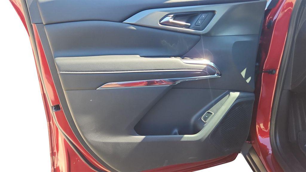 new 2026 Chevrolet Traverse car, priced at $43,500
