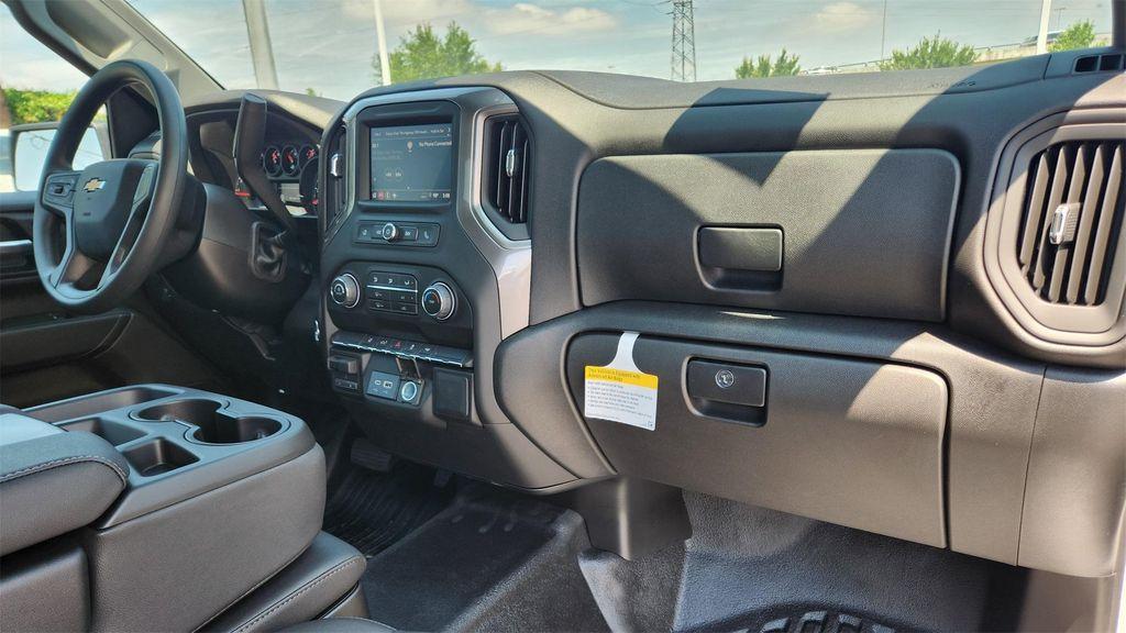 new 2025 Chevrolet Silverado 2500 car, priced at $41,500
