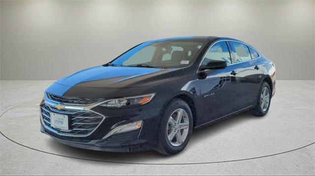 new 2025 Chevrolet Malibu car, priced at $23,500