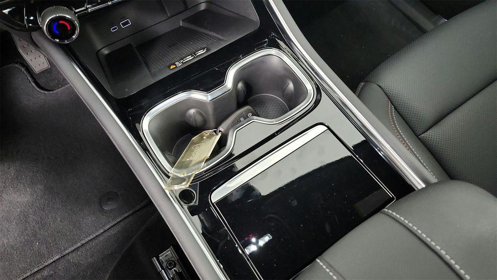 new 2026 Chevrolet Traverse car, priced at $52,453