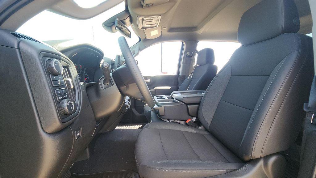 new 2025 Chevrolet Silverado 2500 car, priced at $63,500