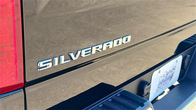 used 2022 Chevrolet Silverado 1500 car, priced at $33,000