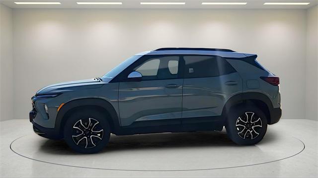 new 2025 Chevrolet TrailBlazer car, priced at $27,250