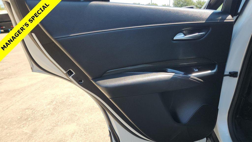 used 2021 Cadillac XT4 car, priced at $22,444