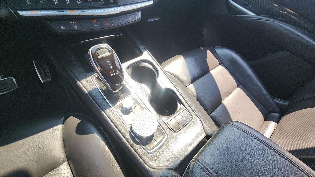 used 2021 Cadillac XT4 car, priced at $23,500