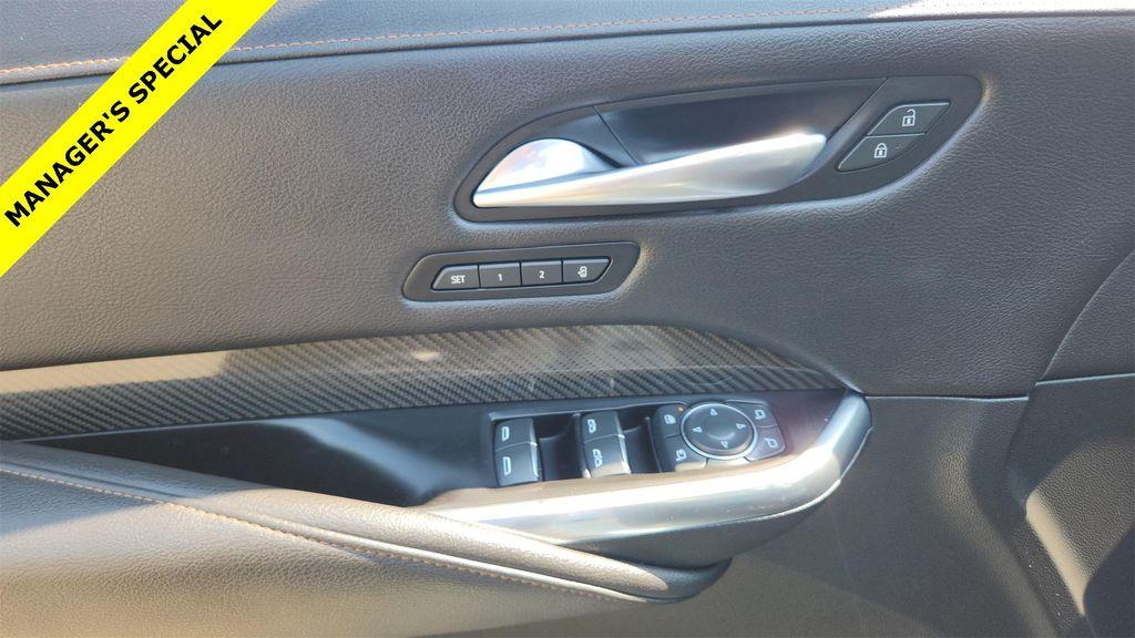 used 2021 Cadillac XT4 car, priced at $22,444