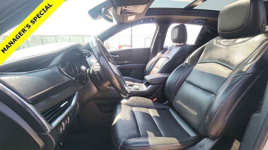 used 2021 Cadillac XT4 car, priced at $22,444