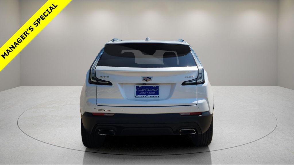 used 2021 Cadillac XT4 car, priced at $22,444