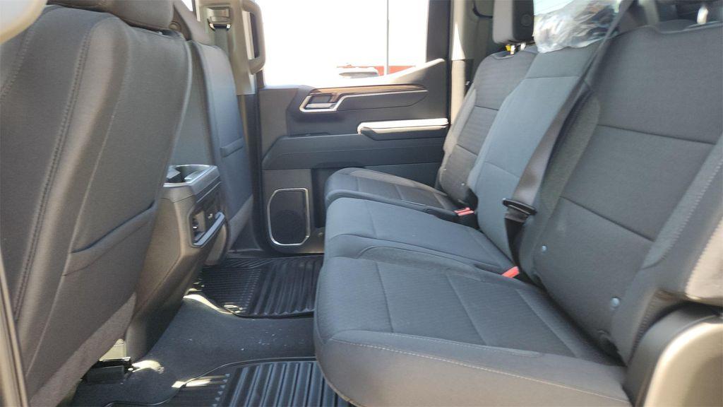 new 2025 Chevrolet Silverado 1500 car, priced at $52,500