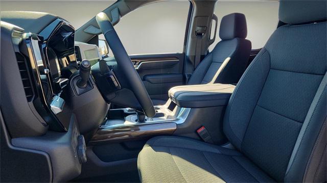 new 2025 Chevrolet Silverado 1500 car, priced at $46,750