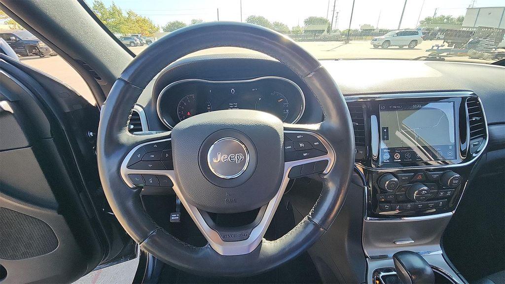 used 2021 Jeep Grand Cherokee car, priced at $18,500