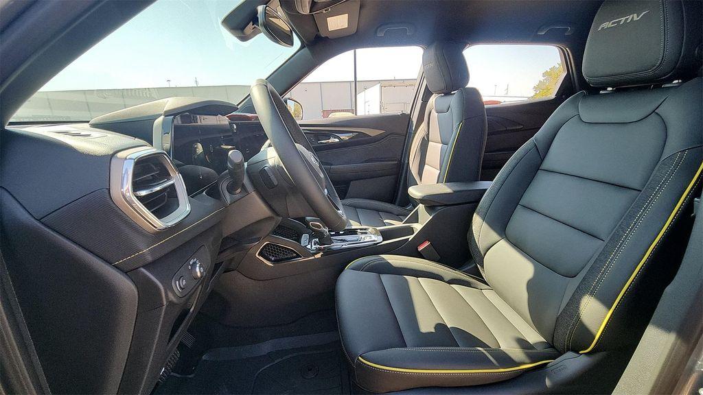 new 2026 Chevrolet TrailBlazer car, priced at $29,500