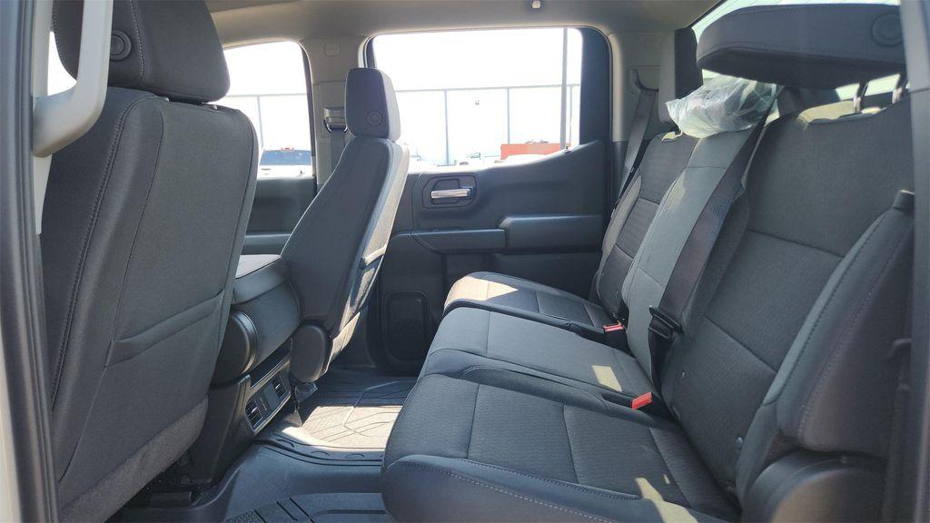 new 2026 Chevrolet Silverado 1500 car, priced at $39,500