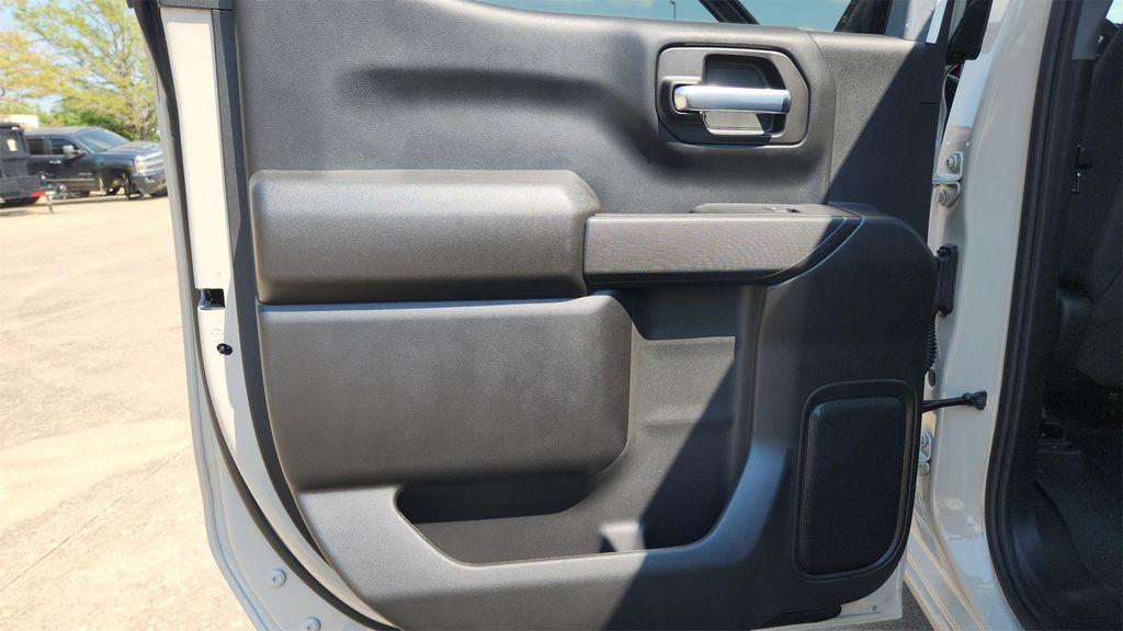 new 2026 Chevrolet Silverado 1500 car, priced at $39,500