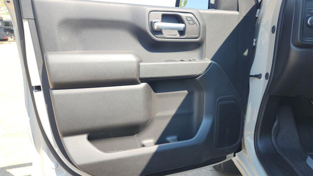 new 2026 Chevrolet Silverado 1500 car, priced at $39,500