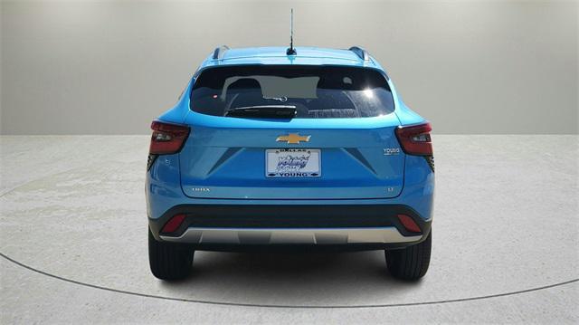 new 2025 Chevrolet Trax car, priced at $25,500