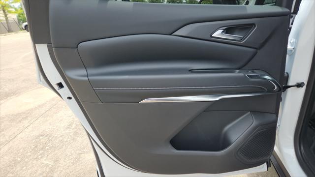 new 2025 Chevrolet Traverse car, priced at $44,000