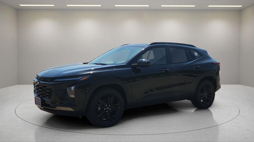 new 2025 Chevrolet Trax car, priced at $25,500