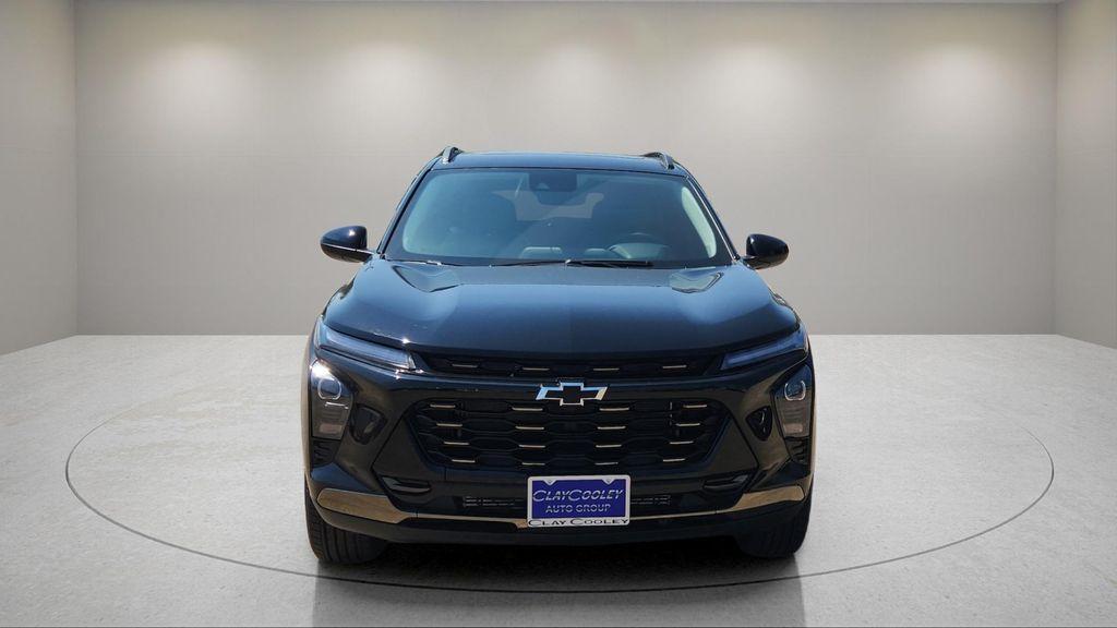 new 2025 Chevrolet Trax car, priced at $25,500
