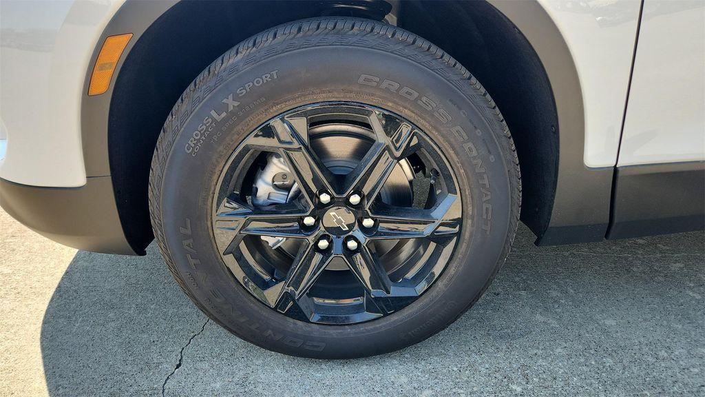 new 2025 Chevrolet Blazer car, priced at $34,000
