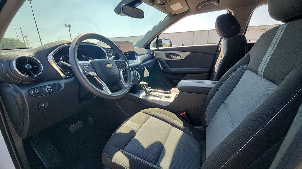 new 2025 Chevrolet Blazer car, priced at $34,000