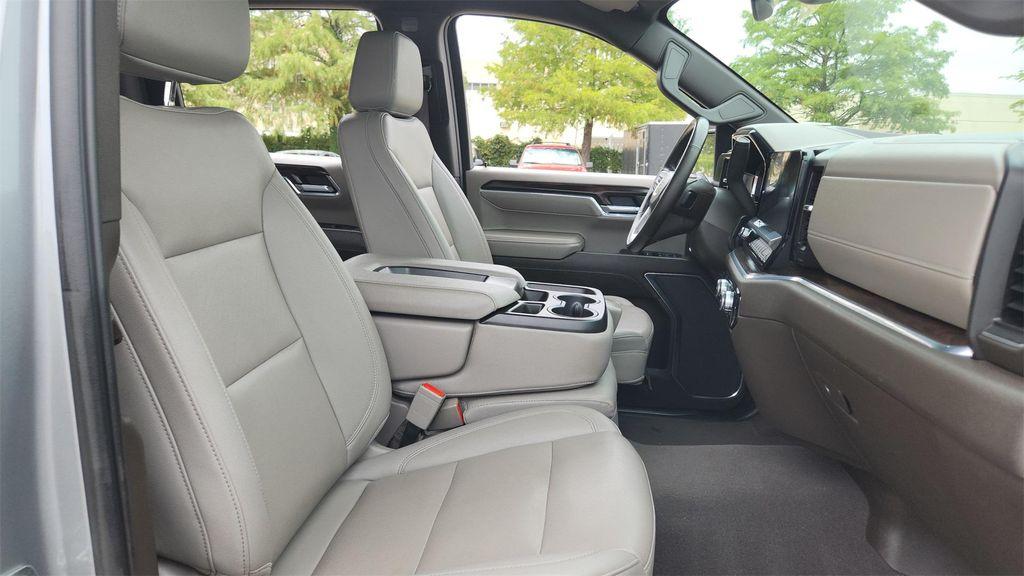 used 2024 GMC Sierra 1500 car, priced at $44,500
