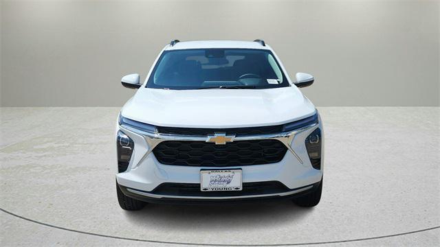 new 2025 Chevrolet Trax car, priced at $24,750